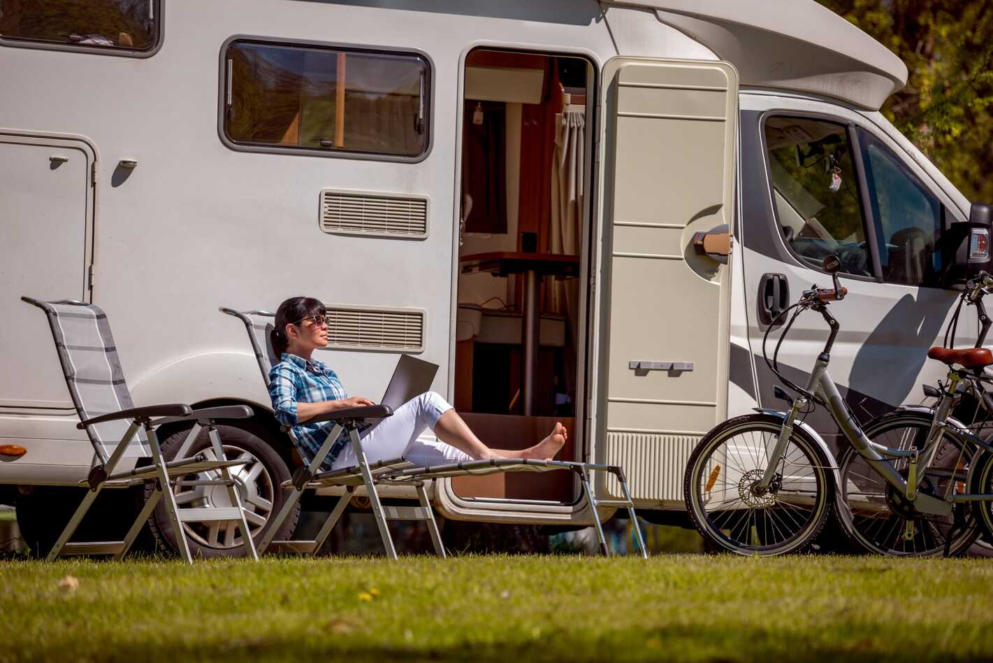 emplacement camping car montalivet